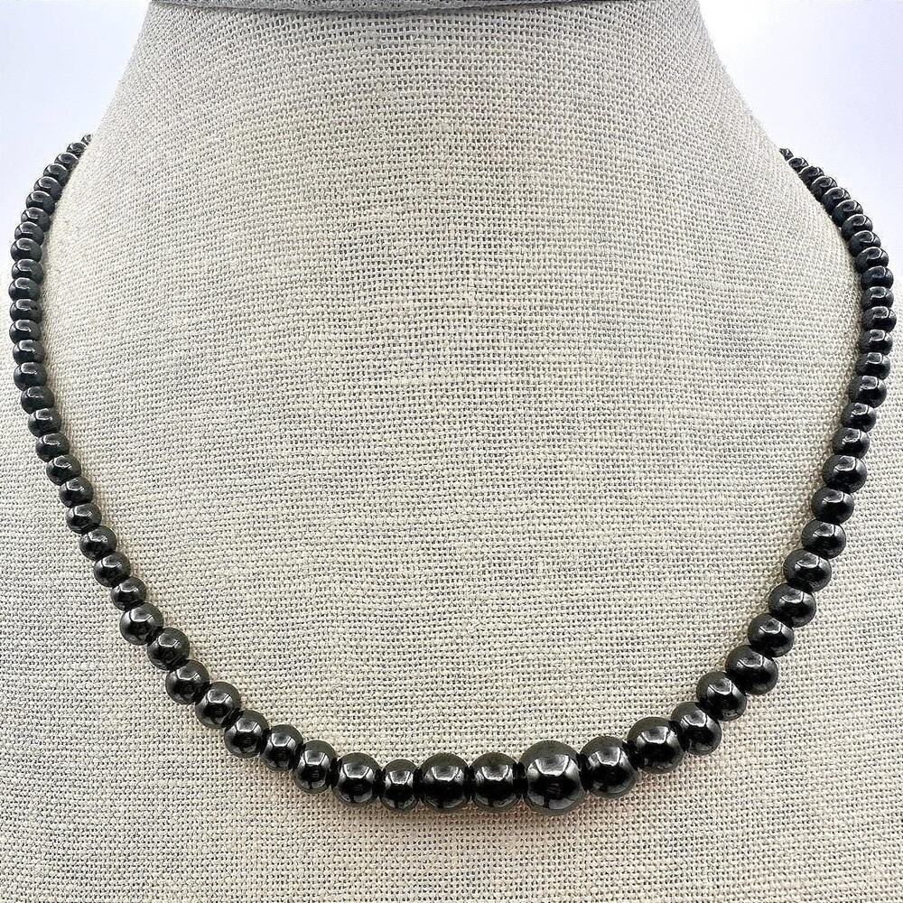 Vintage Y2K Black Beaded Necklace Minimalist Women's Classic Fashion Jewelry 90s